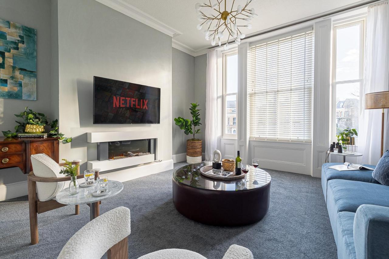 Crescent View Apartment Скарборо Экстерьер фото